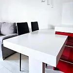 Pawia Modern *